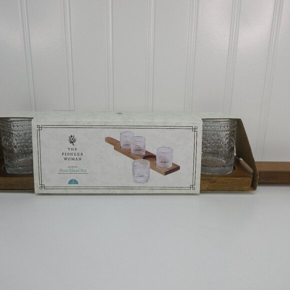 Pioneer Woman Shot Glass Flight Board 3oz Embossed Clear Acacia Wood Set of 4 - Picture 1 of 11